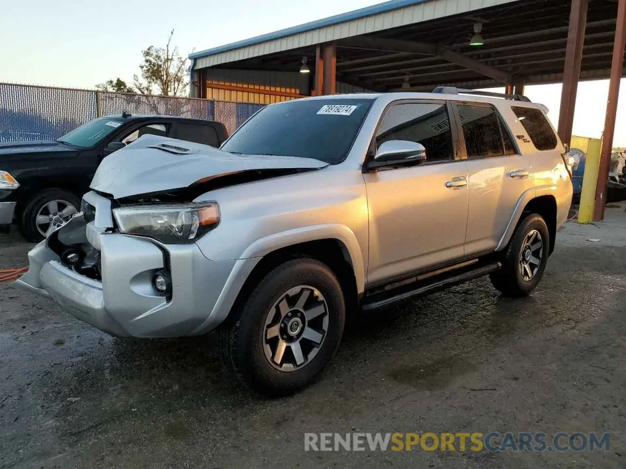 1 Photograph of a damaged car JTERU5JR0P6104013 TOYOTA 4RUNNER SE 2023