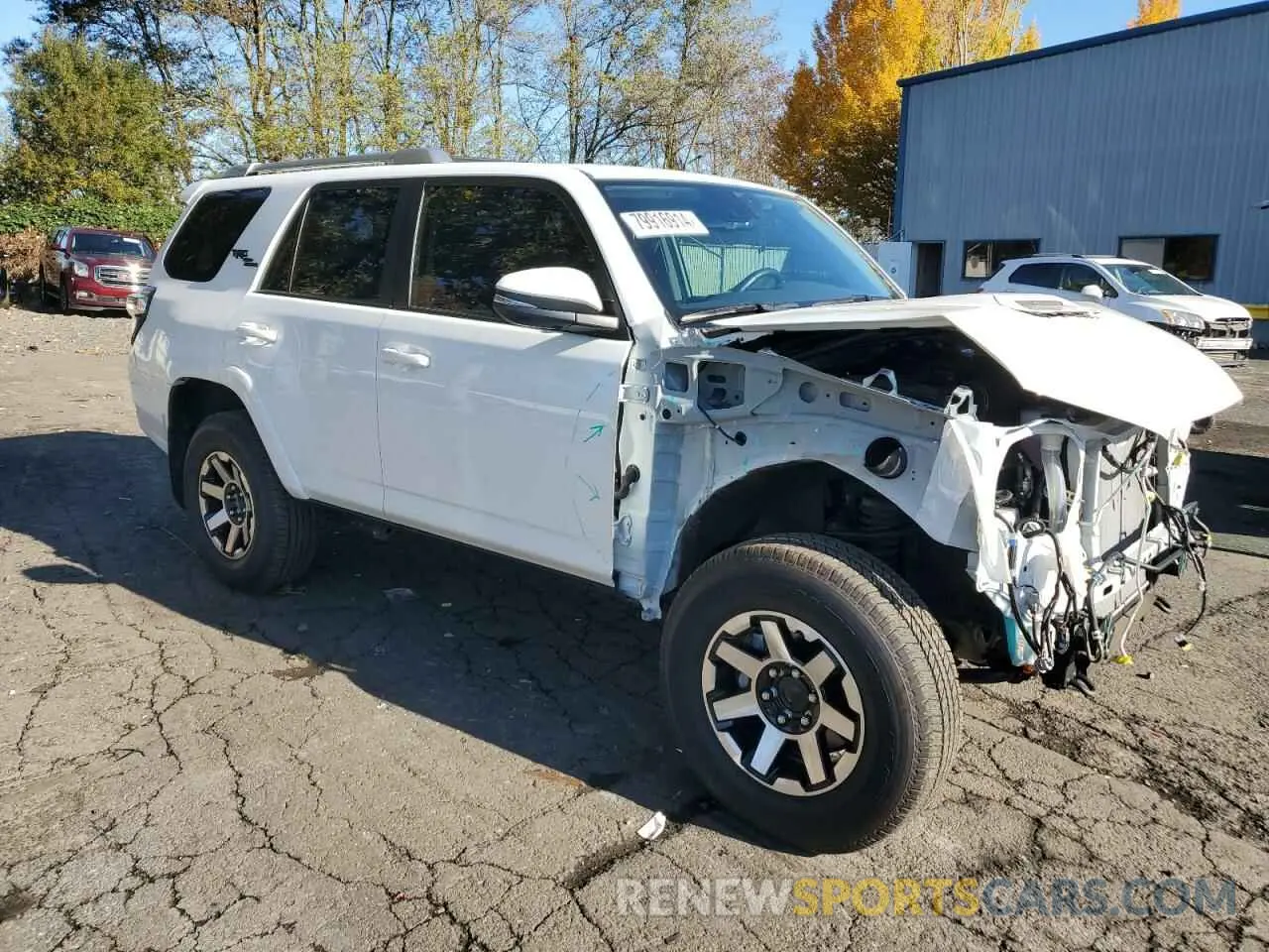 4 Photograph of a damaged car JTERU5JR4P6212599 TOYOTA 4RUNNER SE 2023