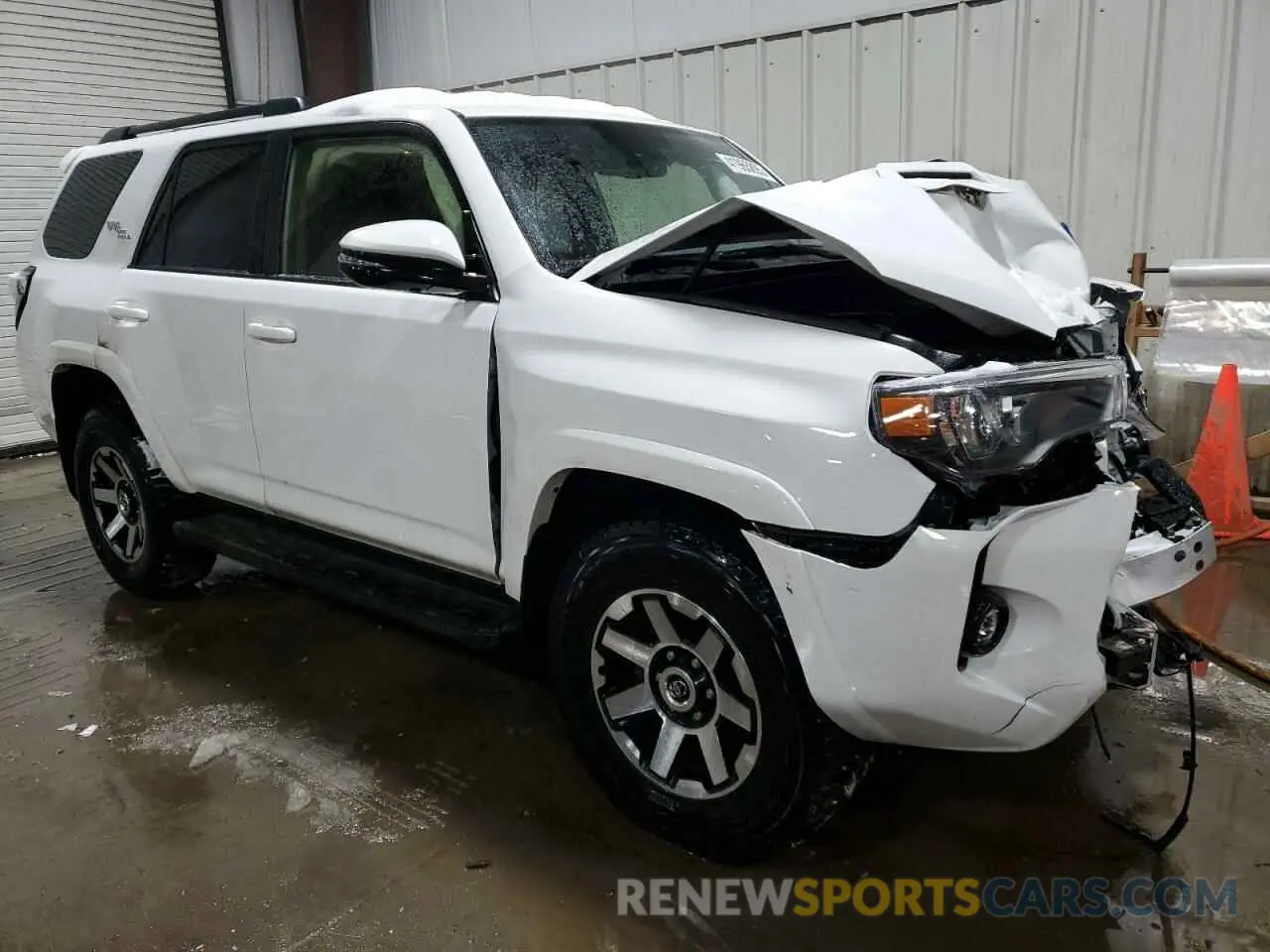 4 Photograph of a damaged car JTERU5JR5P6161193 TOYOTA 4RUNNER SE 2023