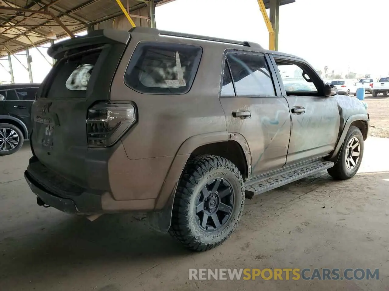 3 Photograph of a damaged car JTERU5JR8P6090801 TOYOTA 4RUNNER SE 2023