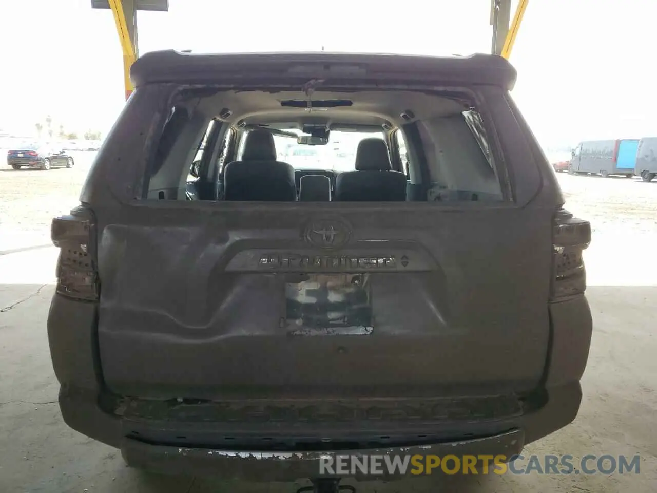6 Photograph of a damaged car JTERU5JR8P6090801 TOYOTA 4RUNNER SE 2023