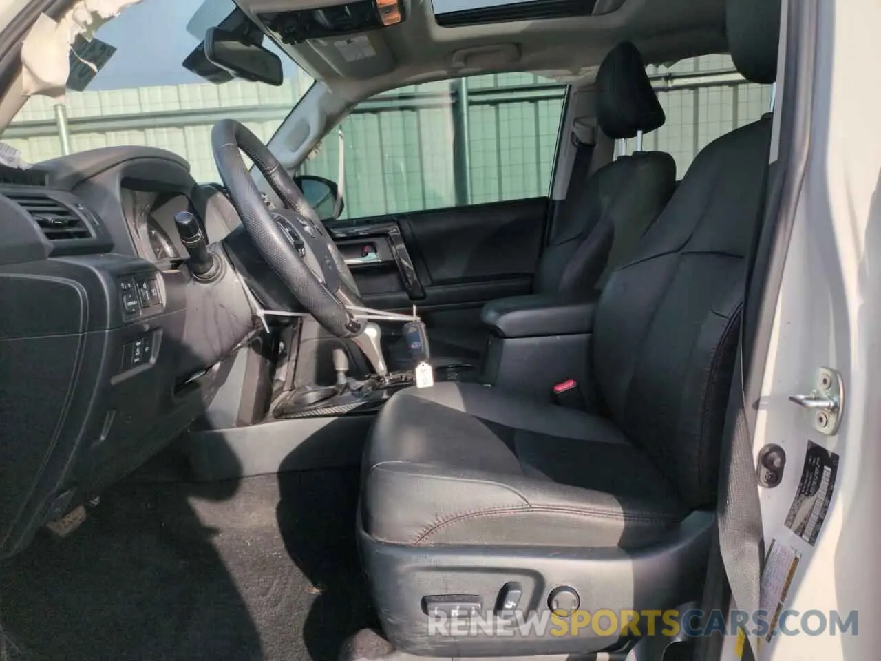 7 Photograph of a damaged car JTERU5JR8P6169708 TOYOTA 4RUNNER SE 2023