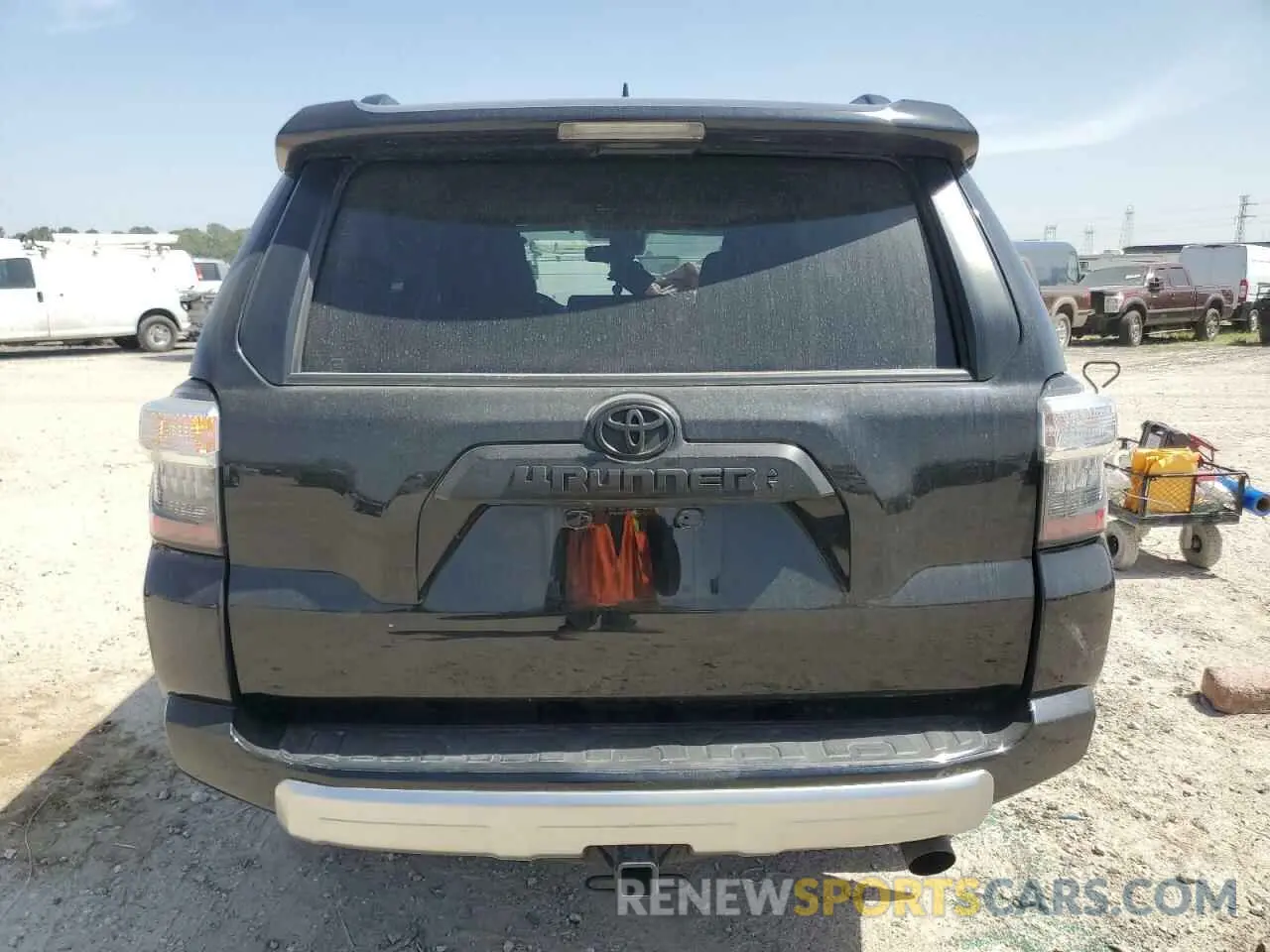 6 Photograph of a damaged car JTERU5JR8P6176996 TOYOTA 4RUNNER SE 2023