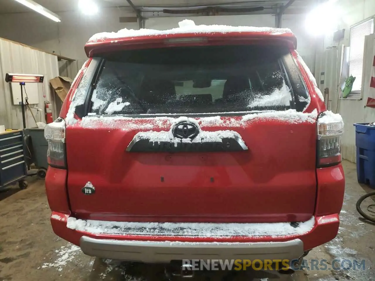 6 Photograph of a damaged car JTERU5JR9P6140508 TOYOTA 4RUNNER SE 2023