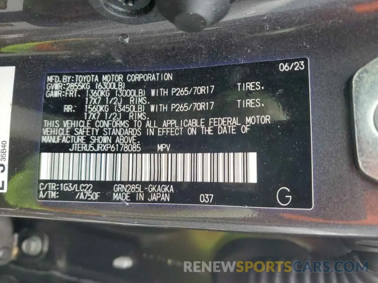 15 Photograph of a damaged car JTERU5JRXP6178085 TOYOTA 4RUNNER SE 2023
