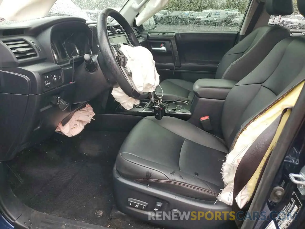 7 Photograph of a damaged car JTERU5JRXP6191192 TOYOTA 4RUNNER SE 2023