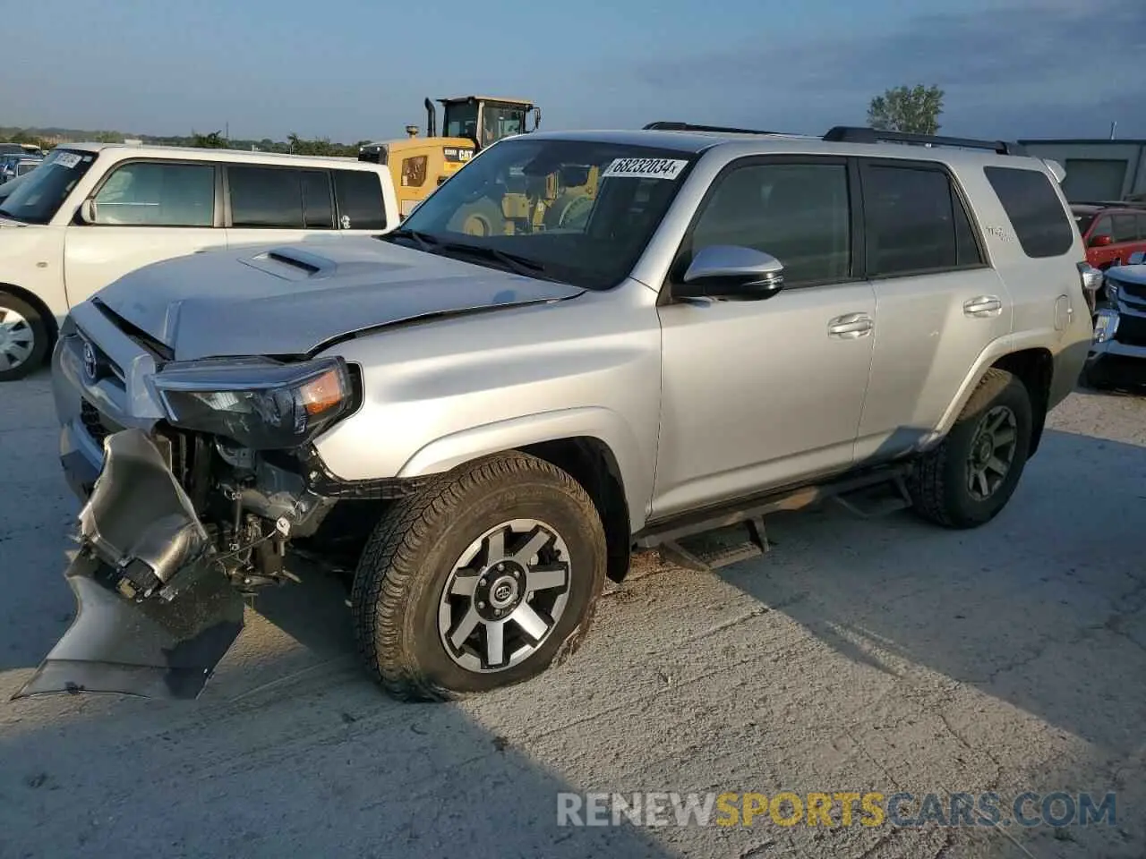 1 Photograph of a damaged car JTERU5JRXP6204555 TOYOTA 4RUNNER SE 2023