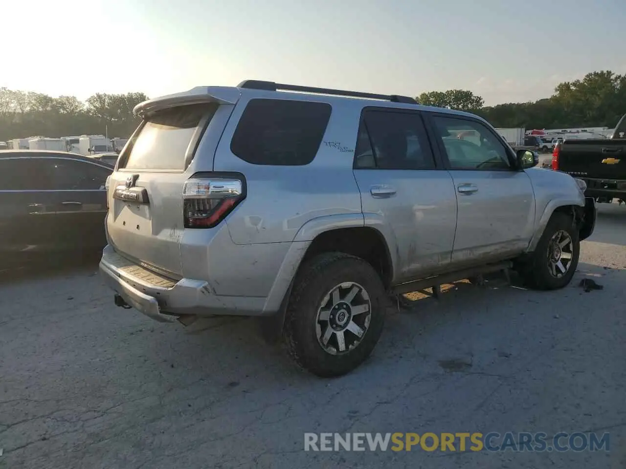3 Photograph of a damaged car JTERU5JRXP6204555 TOYOTA 4RUNNER SE 2023