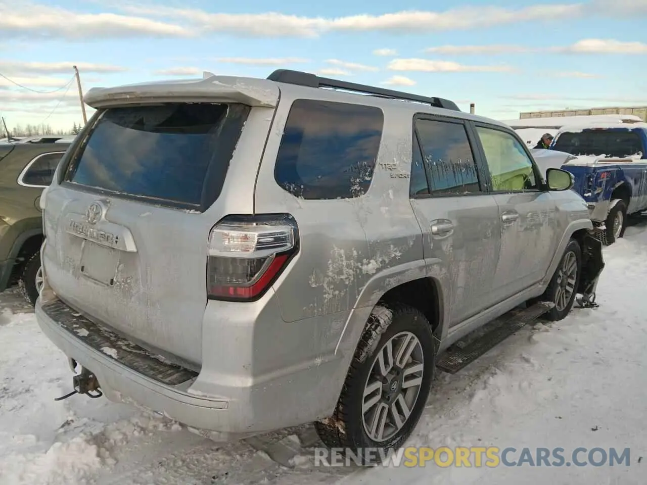 3 Photograph of a damaged car JTESU5JR9P6149193 TOYOTA 4RUNNER SE 2023