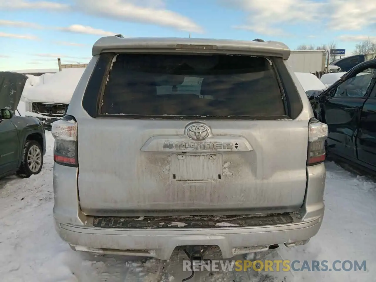 6 Photograph of a damaged car JTESU5JR9P6149193 TOYOTA 4RUNNER SE 2023