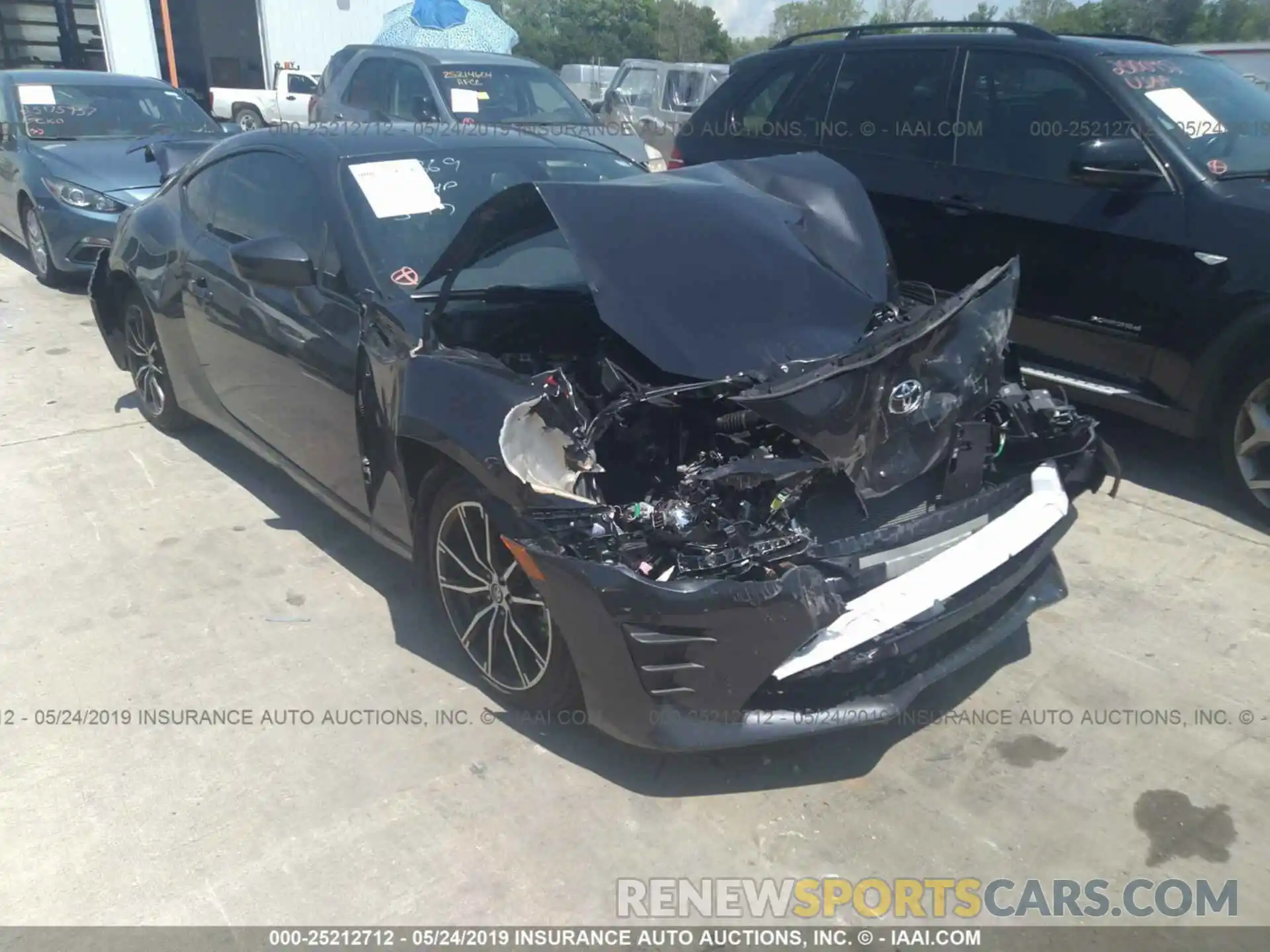 1 Photograph of a damaged car JF1ZNAA13K8701521 TOYOTA 86 2019