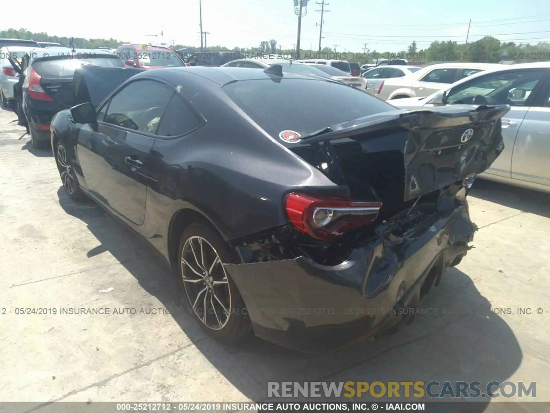 3 Photograph of a damaged car JF1ZNAA13K8701521 TOYOTA 86 2019