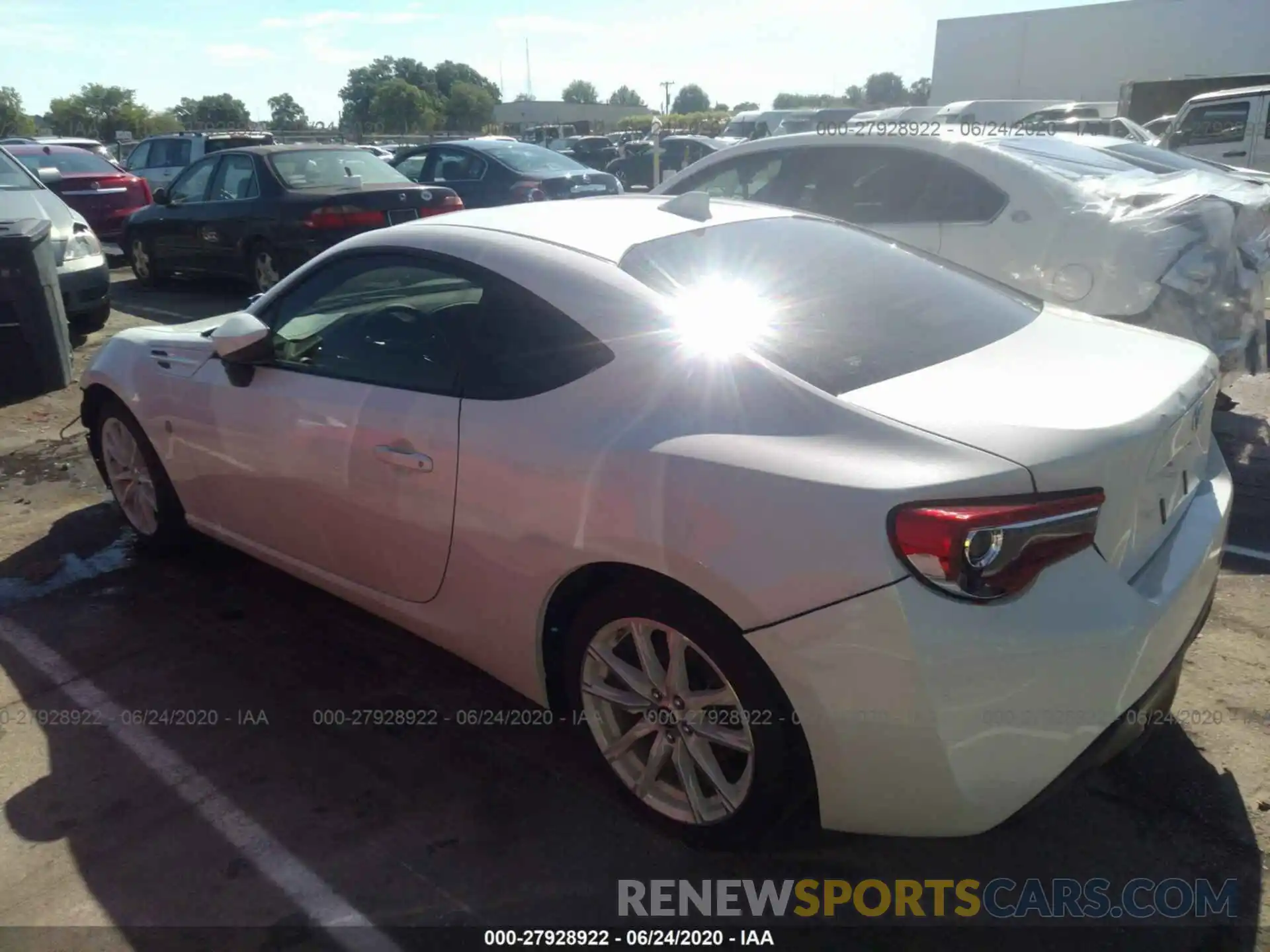 3 Photograph of a damaged car JF1ZNAA18K8700302 TOYOTA 86 2019