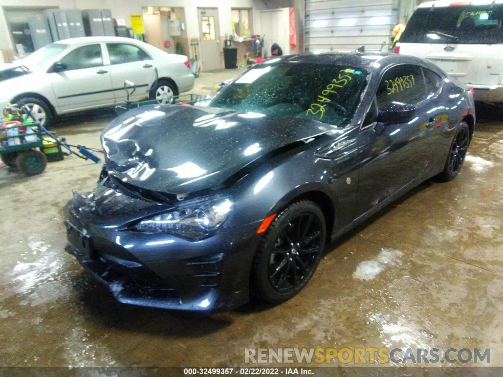 2 Photograph of a damaged car JF1ZNAA18K8702387 TOYOTA 86 2019