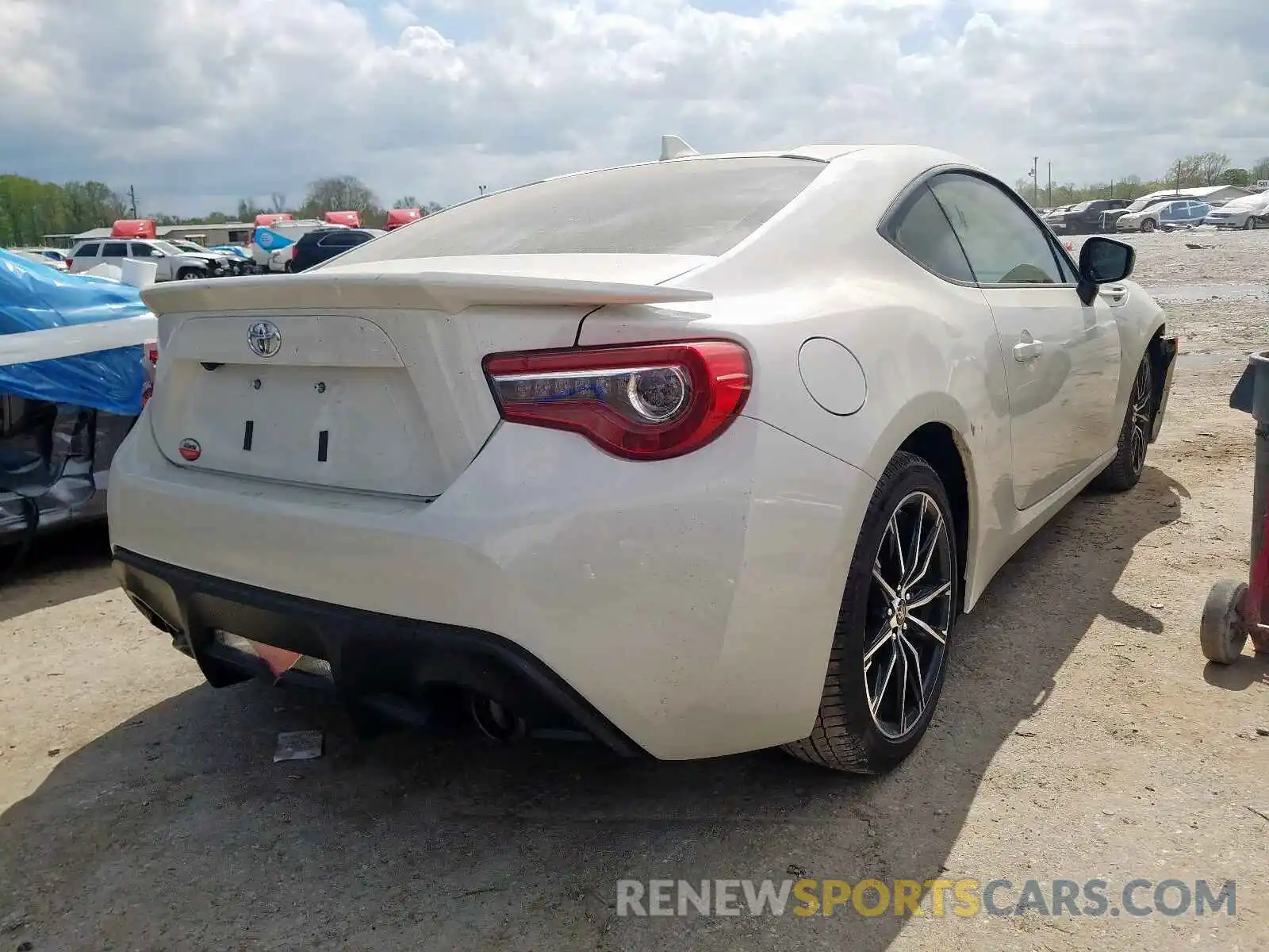 3 Photograph of a damaged car JF1ZNAA18K8702440 TOYOTA 86 2019