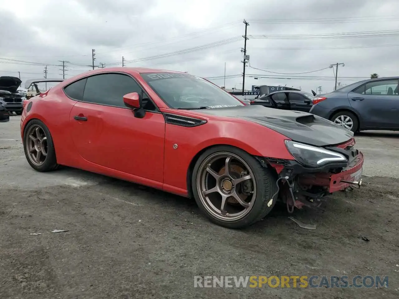 4 Photograph of a damaged car JF1ZNAE10K8703303 TOYOTA 86 2019