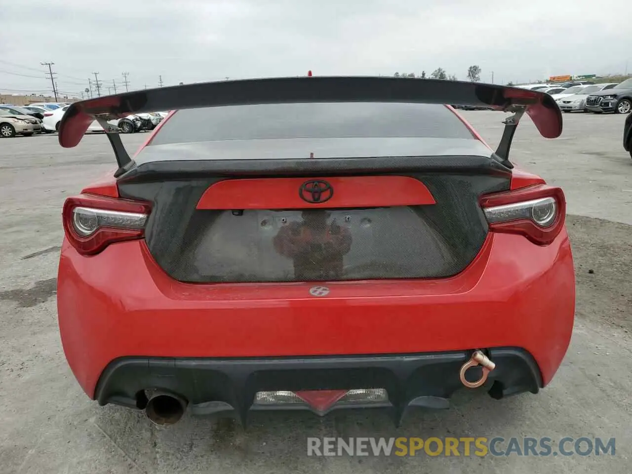 6 Photograph of a damaged car JF1ZNAE10K8703303 TOYOTA 86 2019