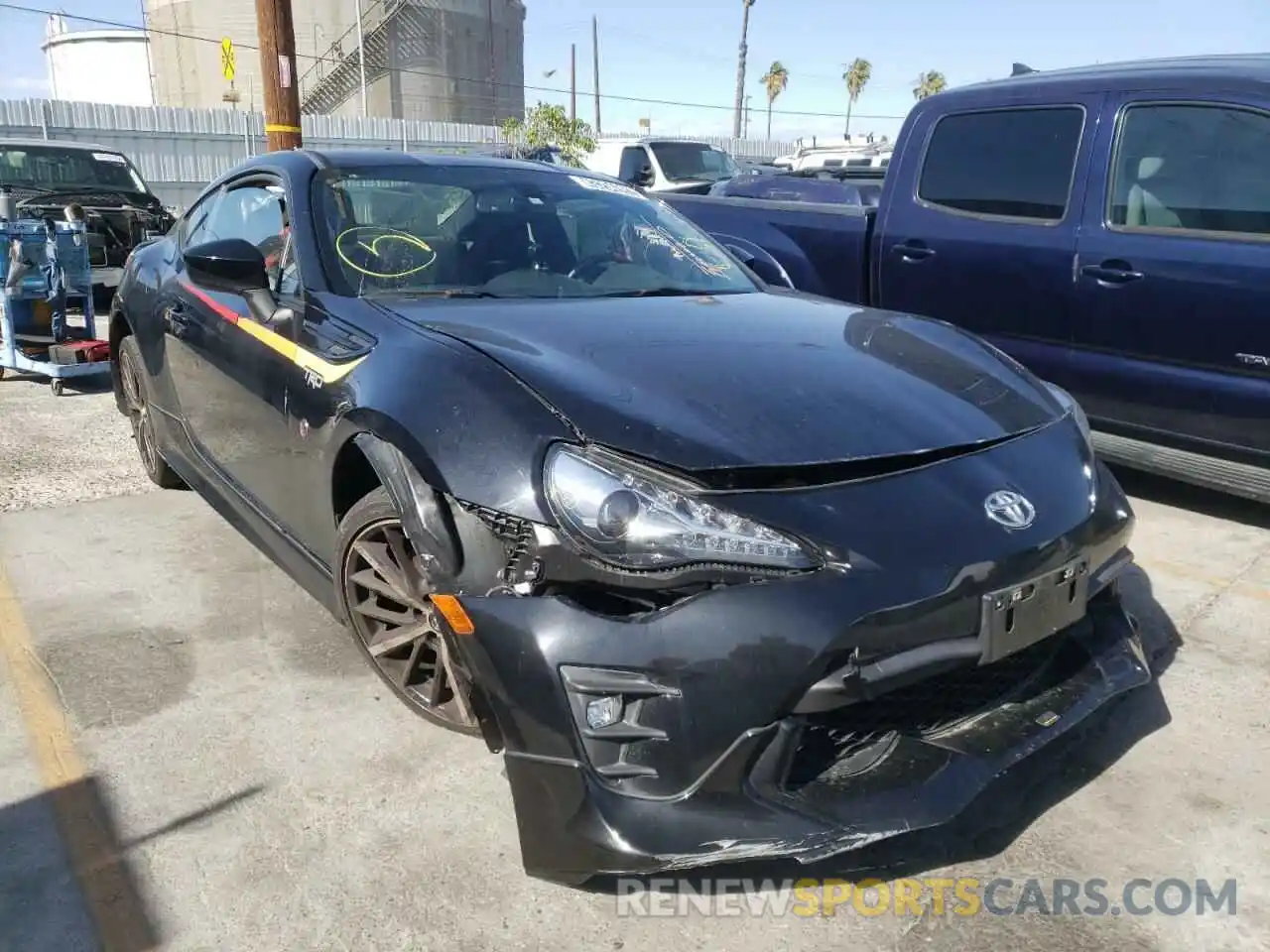 1 Photograph of a damaged car JF1ZNAE10K9701822 TOYOTA 86 2019