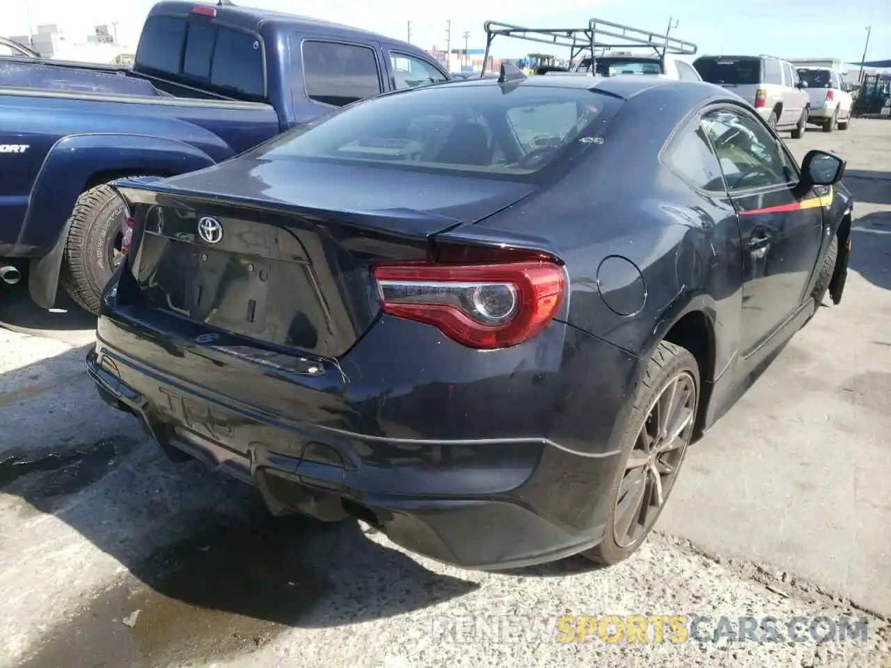 4 Photograph of a damaged car JF1ZNAE10K9701822 TOYOTA 86 2019