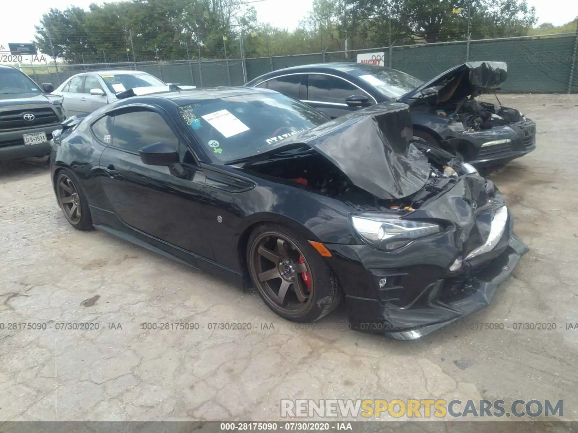 1 Photograph of a damaged car JF1ZNAE10K9702758 TOYOTA 86 2019