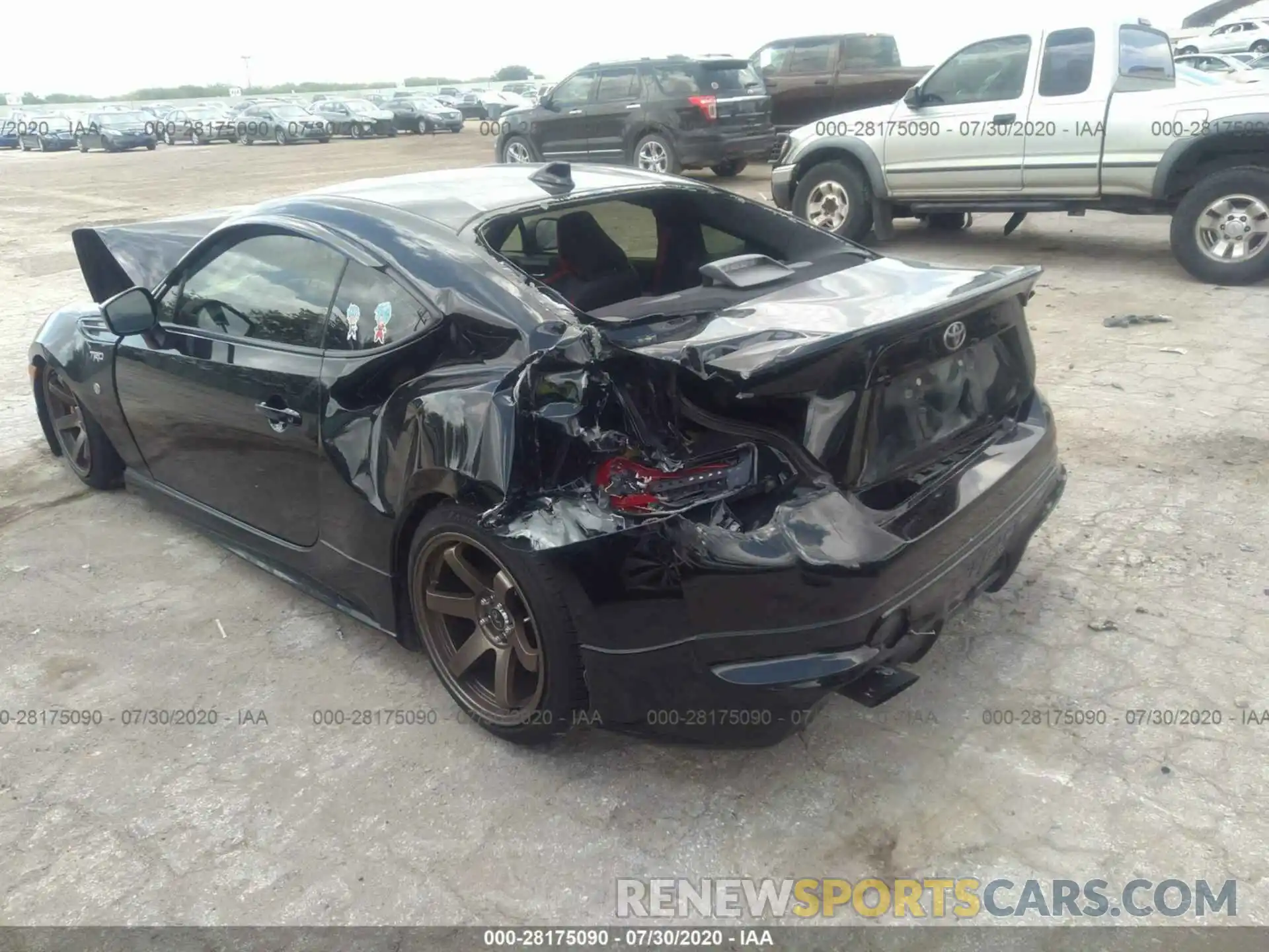 3 Photograph of a damaged car JF1ZNAE10K9702758 TOYOTA 86 2019