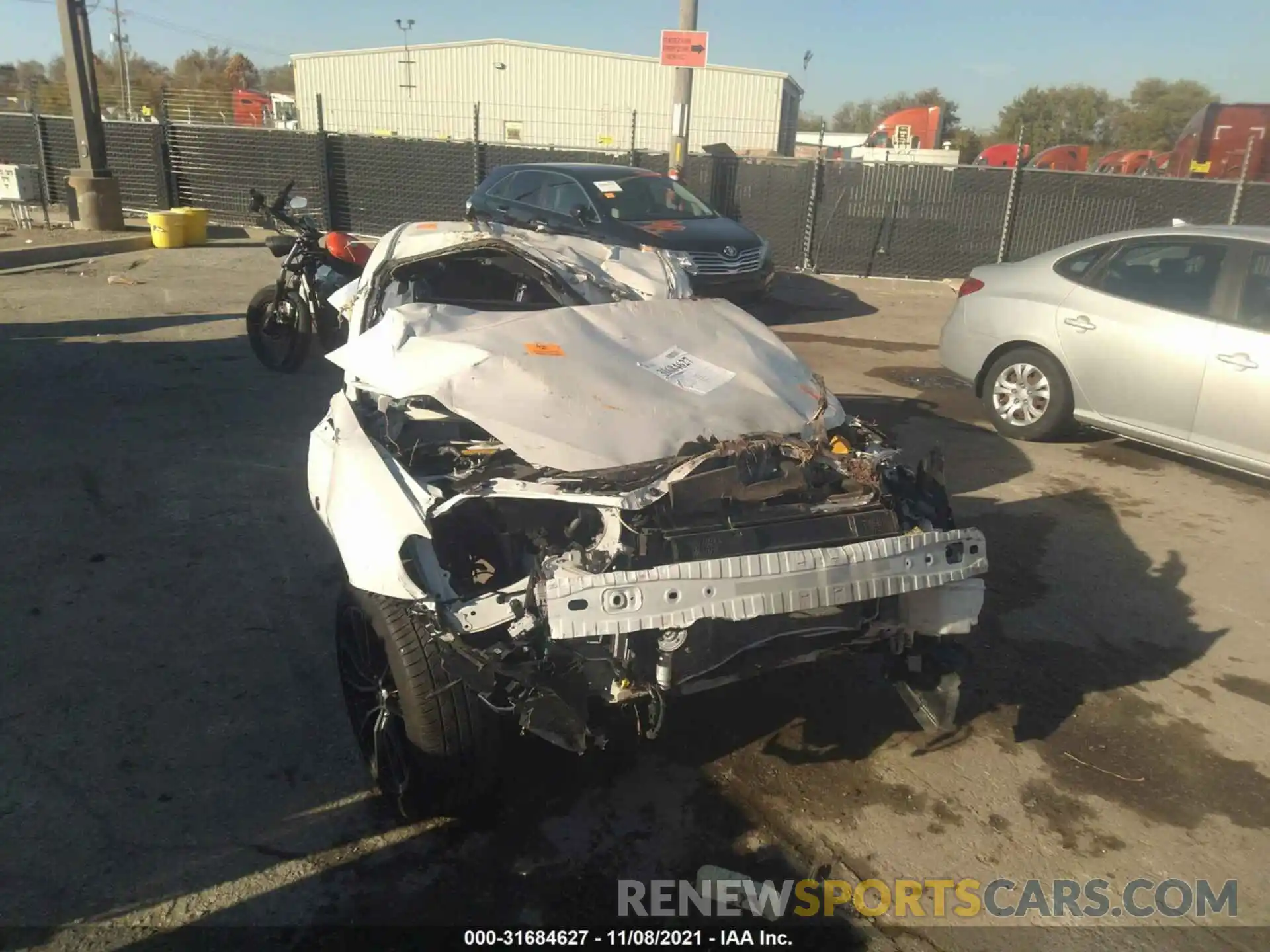 6 Photograph of a damaged car JF1ZNAE11K8702130 TOYOTA 86 2019