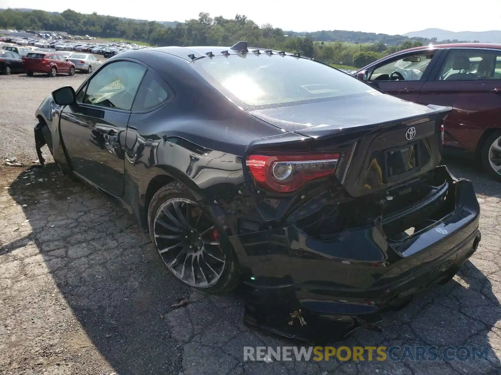 3 Photograph of a damaged car JF1ZNAE12K9700963 TOYOTA 86 2019