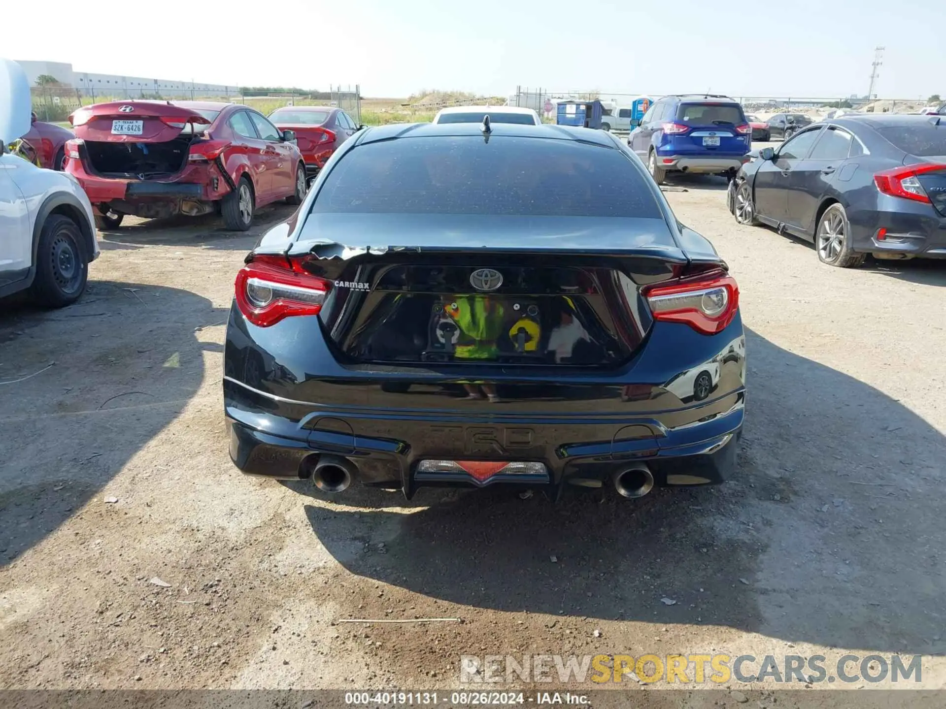 16 Photograph of a damaged car JF1ZNAE13K9701068 TOYOTA 86 2019
