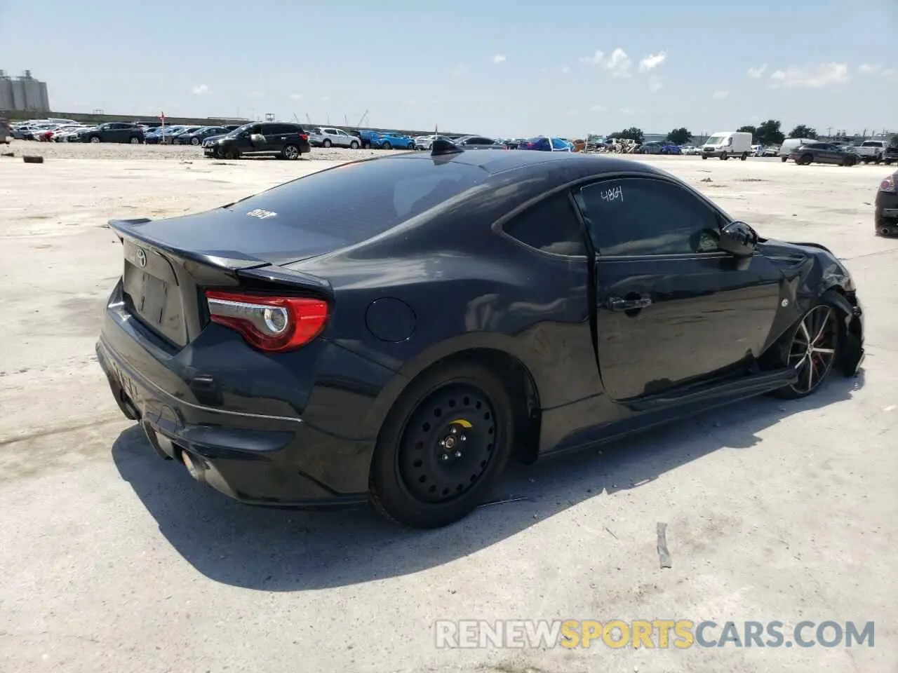 3 Photograph of a damaged car JF1ZNAE13K9702950 TOYOTA 86 2019