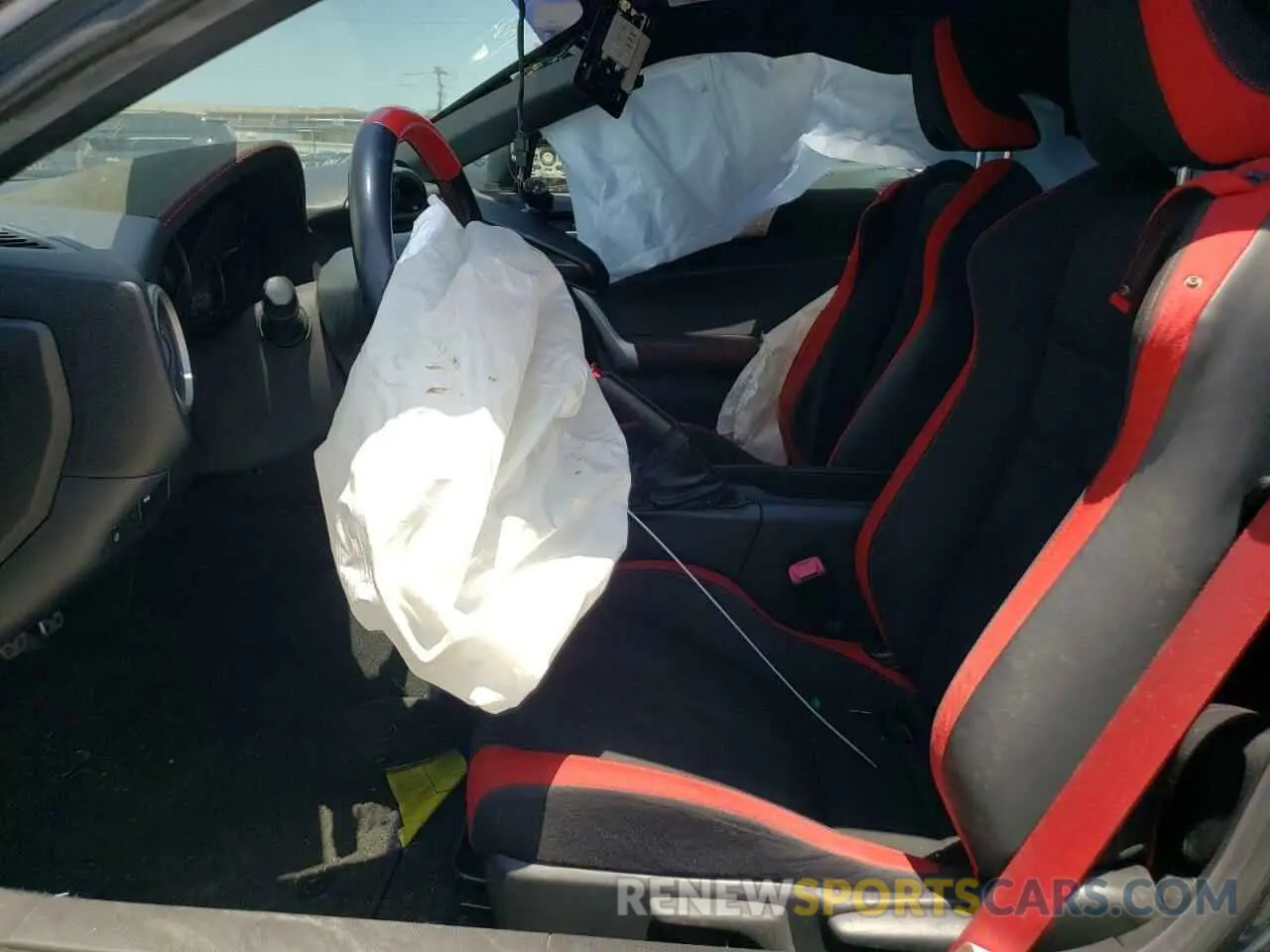 7 Photograph of a damaged car JF1ZNAE13K9702950 TOYOTA 86 2019