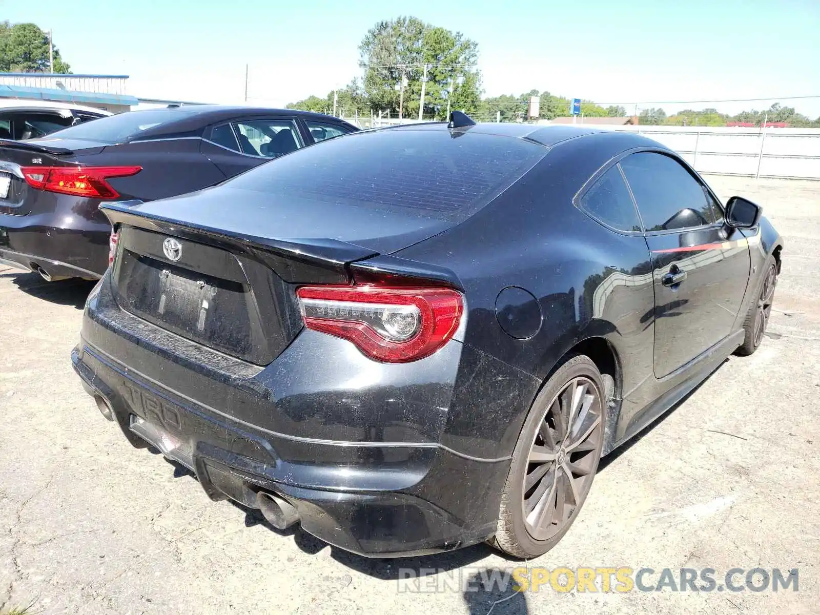 4 Photograph of a damaged car JF1ZNAE14K9700561 TOYOTA 86 2019