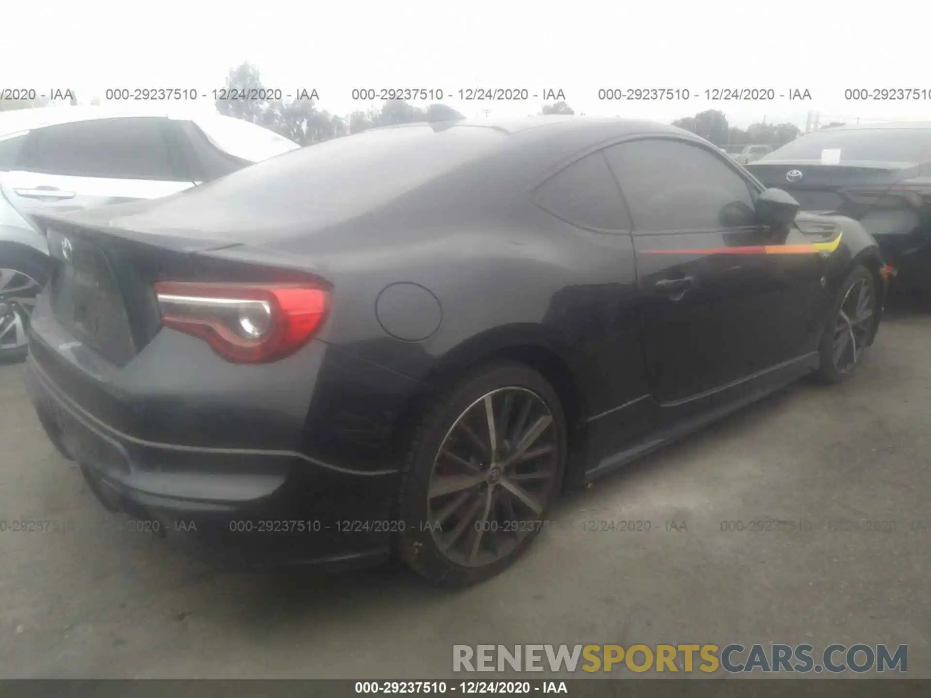 4 Photograph of a damaged car JF1ZNAE14K9701323 TOYOTA 86 2019