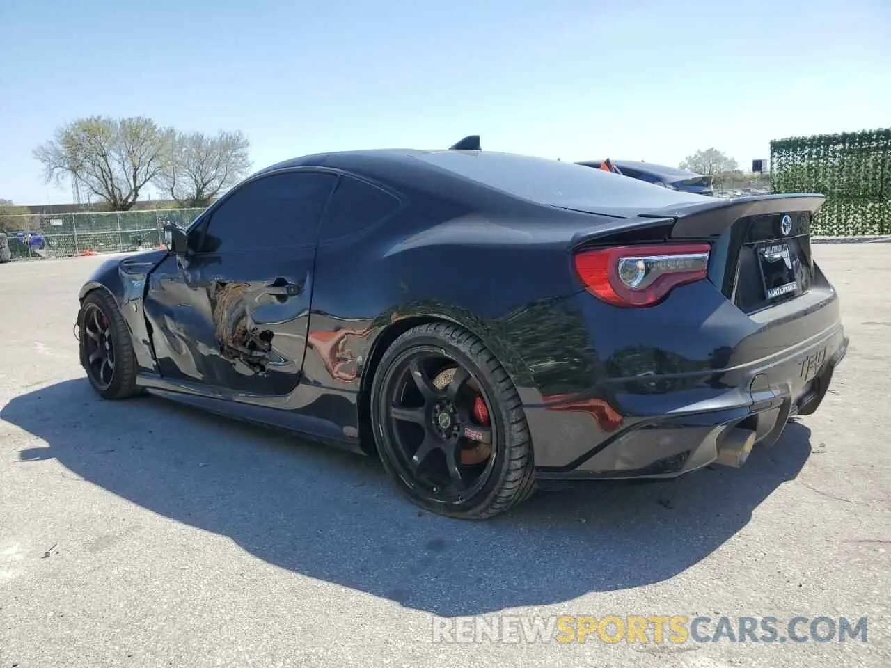 2 Photograph of a damaged car JF1ZNAE14K9701340 TOYOTA 86 2019
