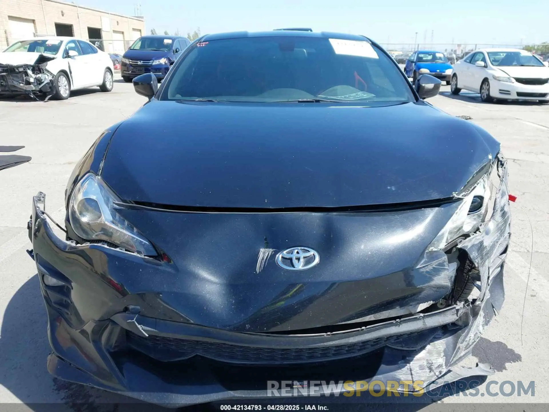 12 Photograph of a damaged car JF1ZNAE14K9702455 TOYOTA 86 2019