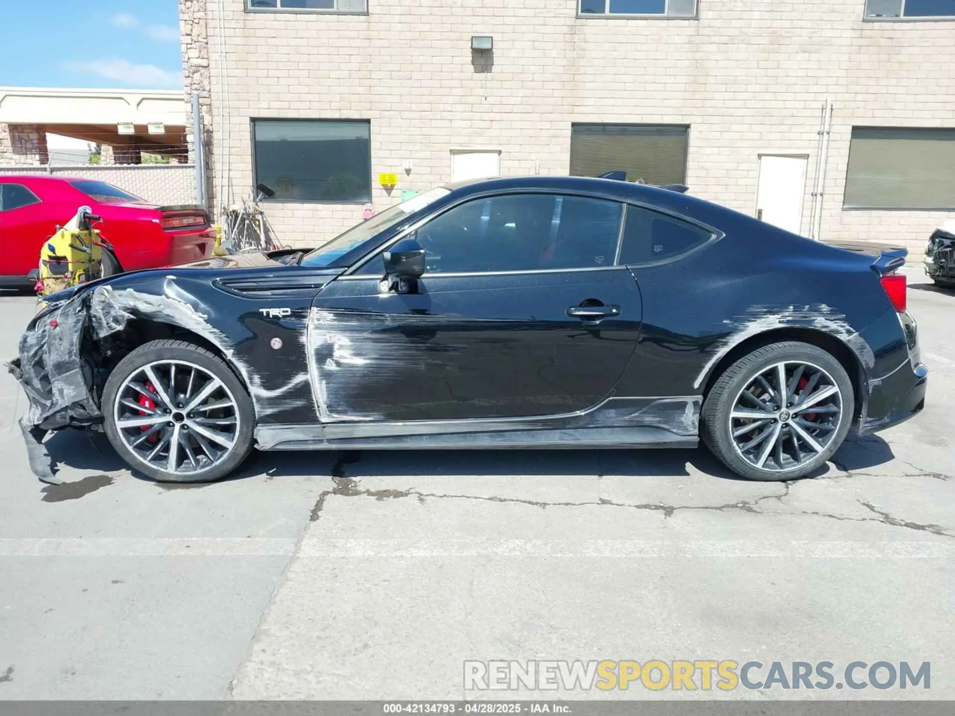 14 Photograph of a damaged car JF1ZNAE14K9702455 TOYOTA 86 2019