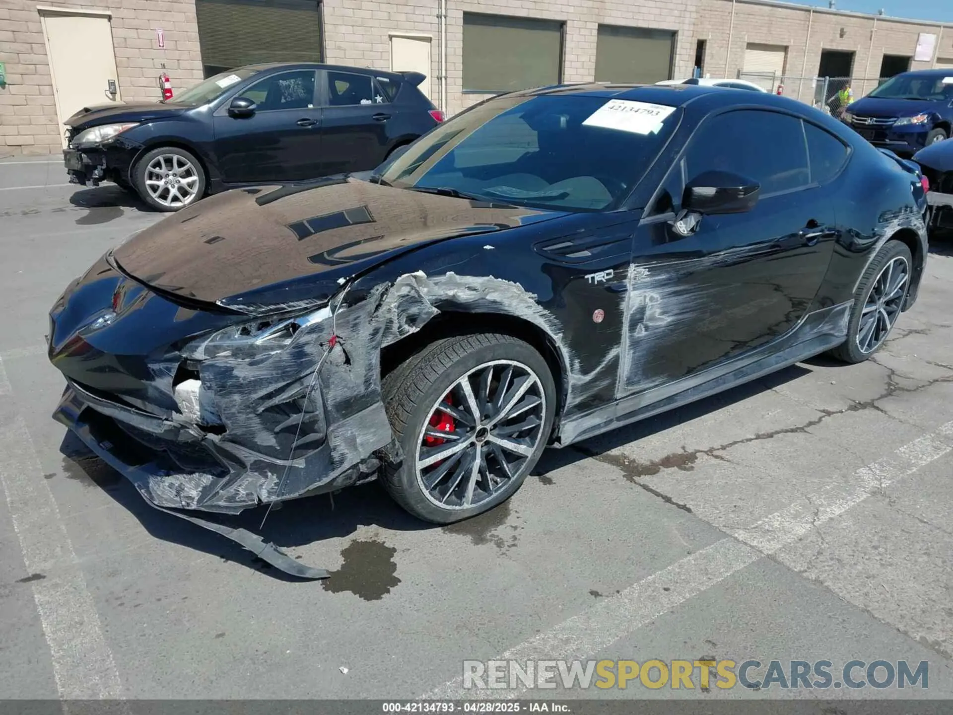 2 Photograph of a damaged car JF1ZNAE14K9702455 TOYOTA 86 2019