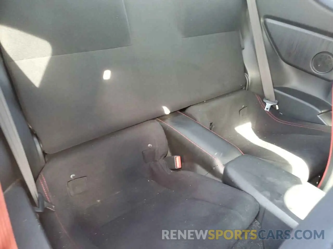 10 Photograph of a damaged car JF1ZNAE15K9702514 TOYOTA 86 2019