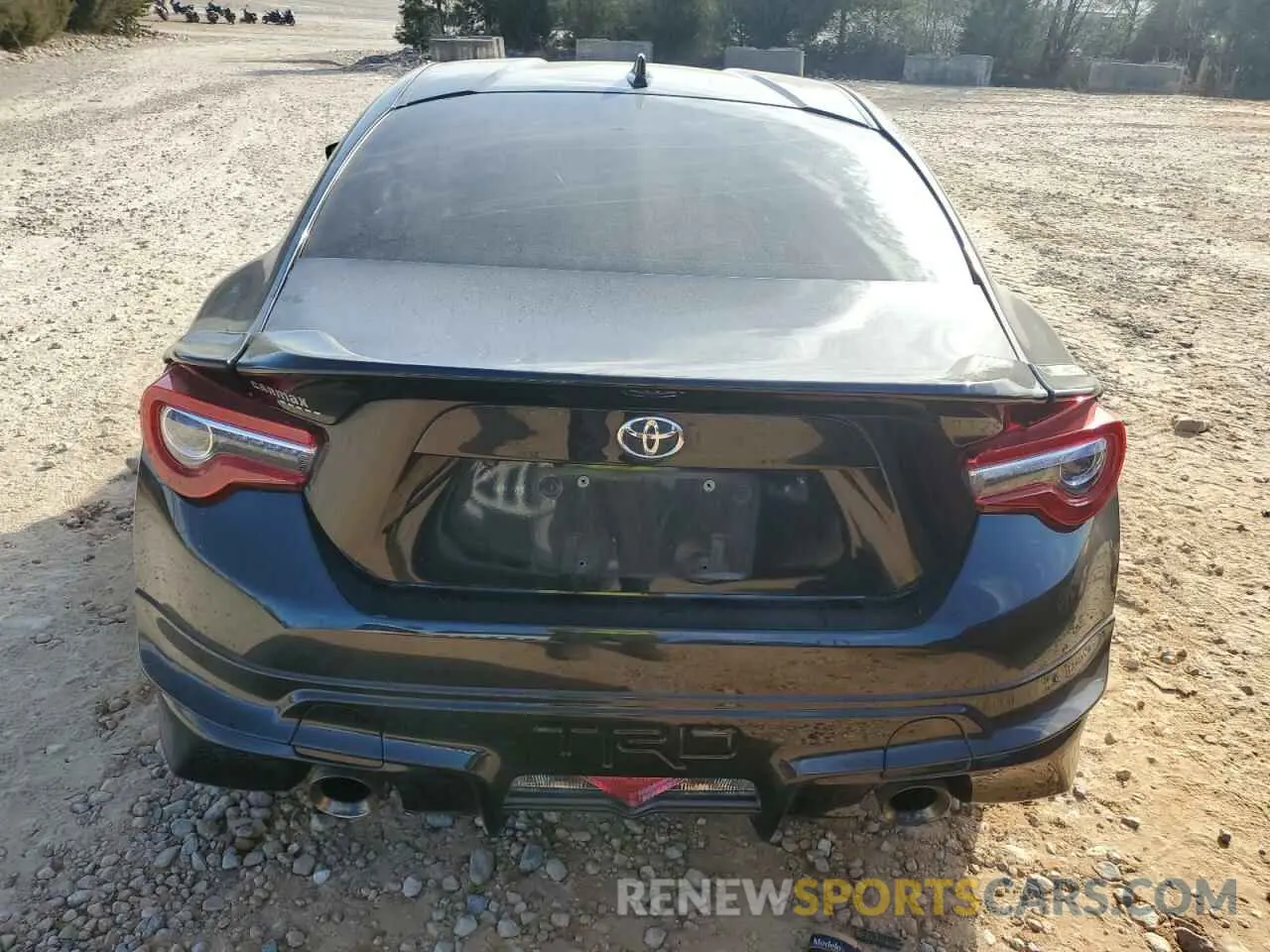 6 Photograph of a damaged car JF1ZNAE15K9702514 TOYOTA 86 2019