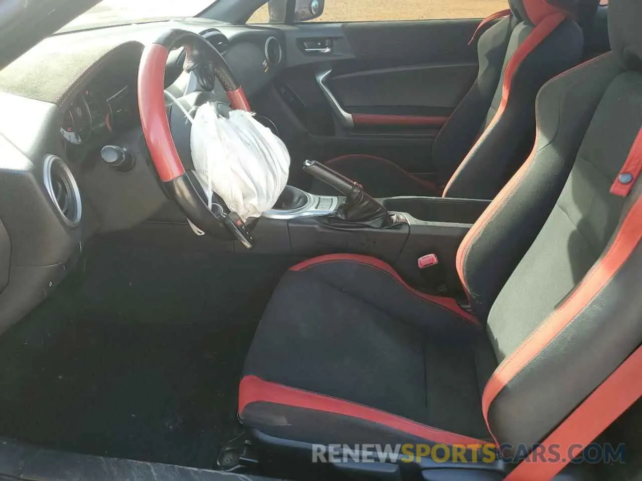 7 Photograph of a damaged car JF1ZNAE15K9702514 TOYOTA 86 2019