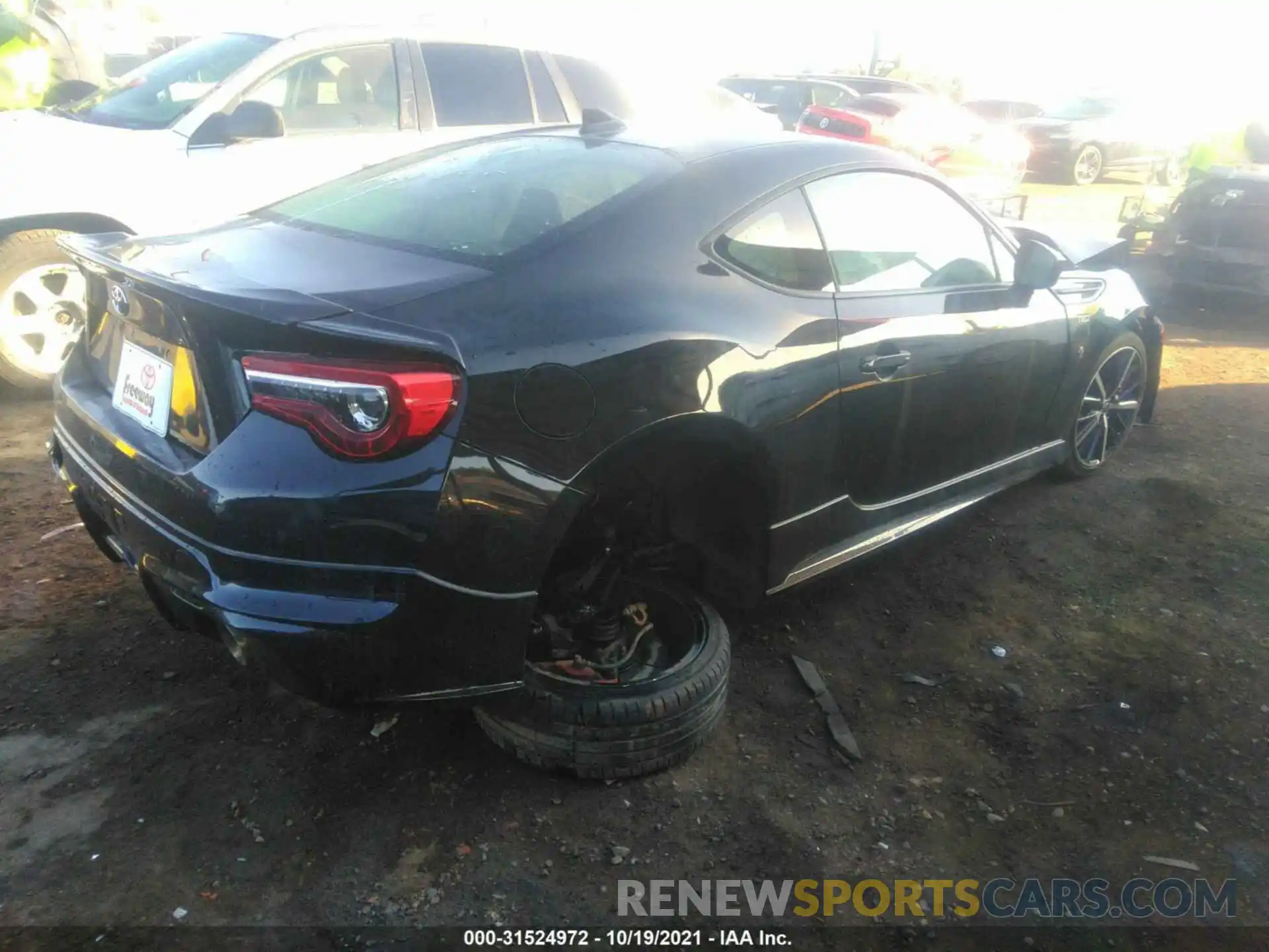 4 Photograph of a damaged car JF1ZNAE15K9702528 TOYOTA 86 2019