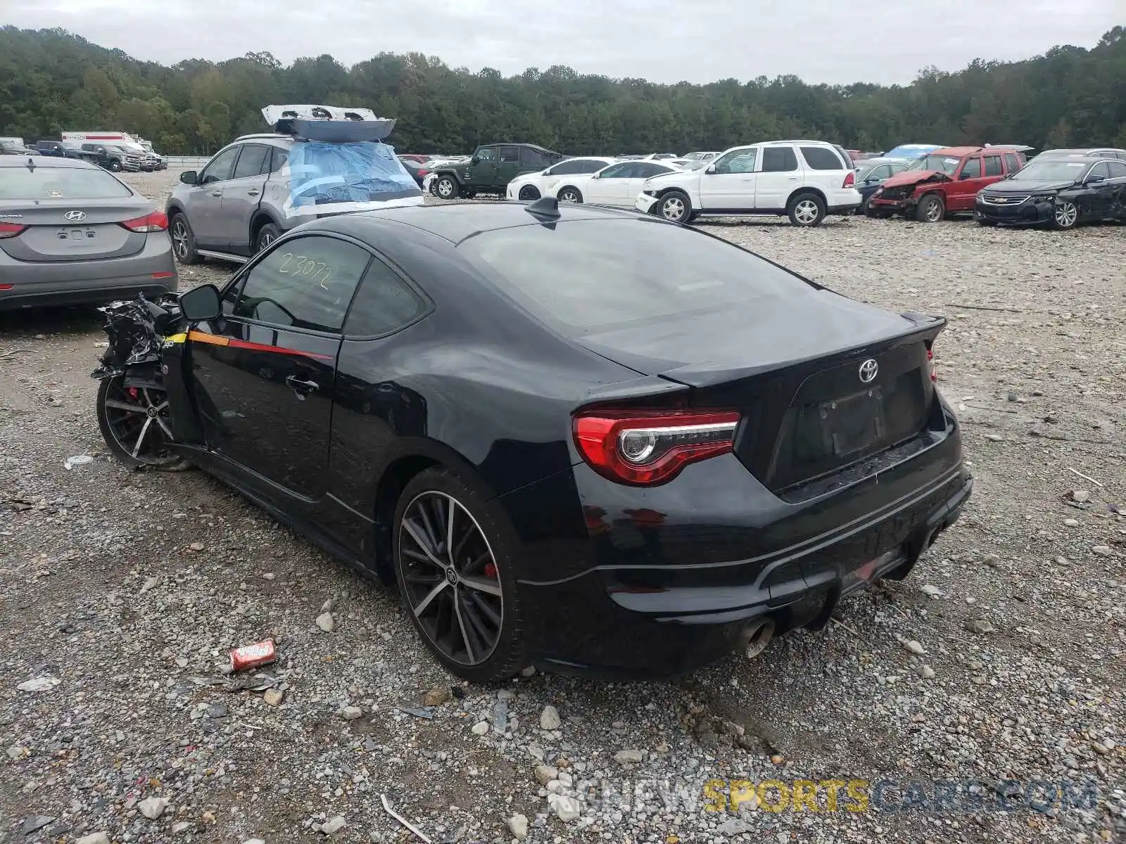 3 Photograph of a damaged car JF1ZNAE15K9702724 TOYOTA 86 2019