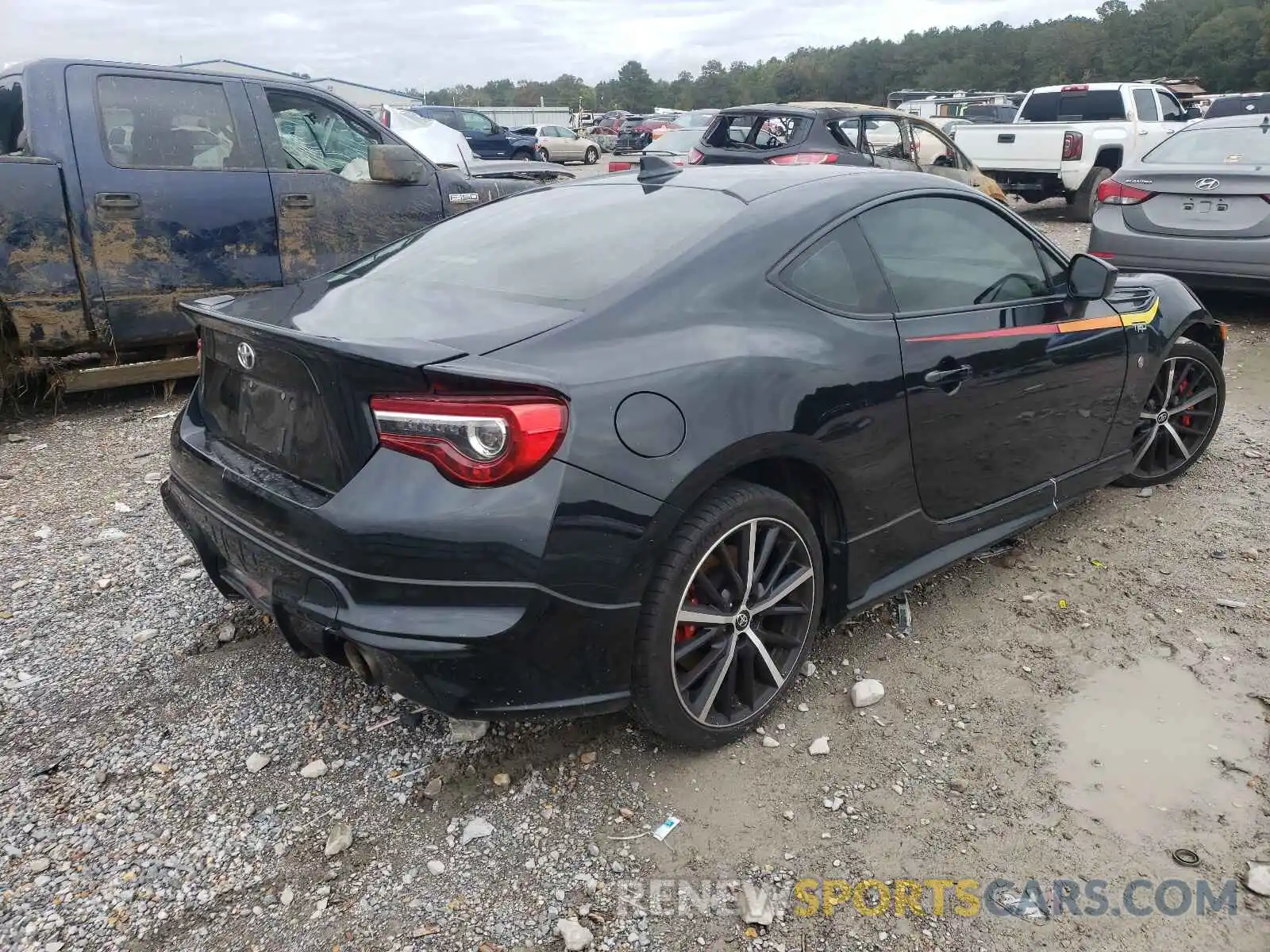 4 Photograph of a damaged car JF1ZNAE15K9702724 TOYOTA 86 2019