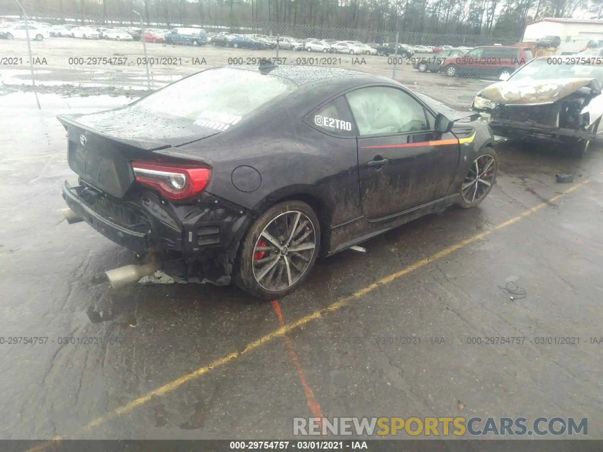 4 Photograph of a damaged car JF1ZNAE15K9702836 TOYOTA 86 2019