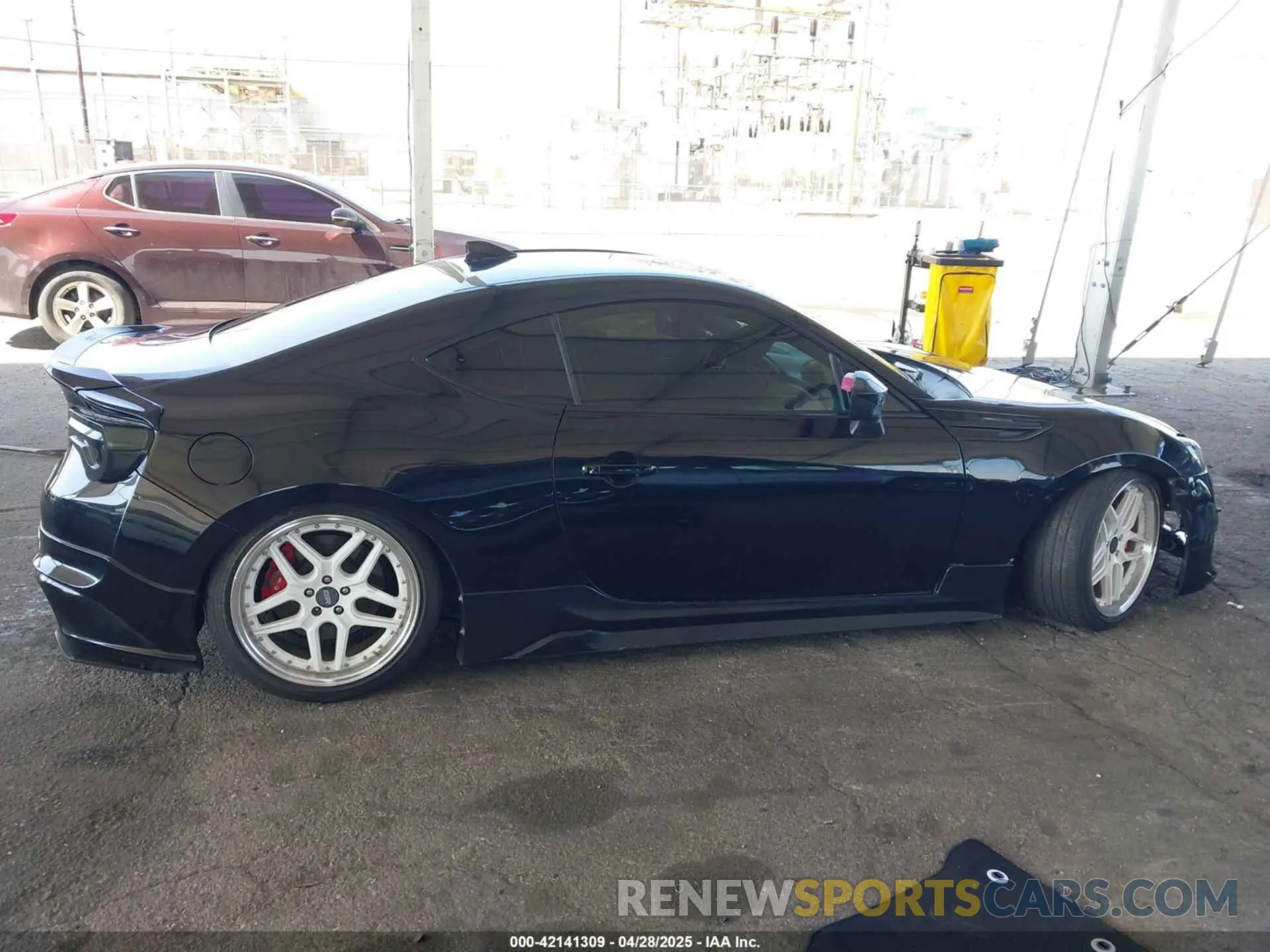 13 Photograph of a damaged car JF1ZNAE15K9702903 TOYOTA 86 2019
