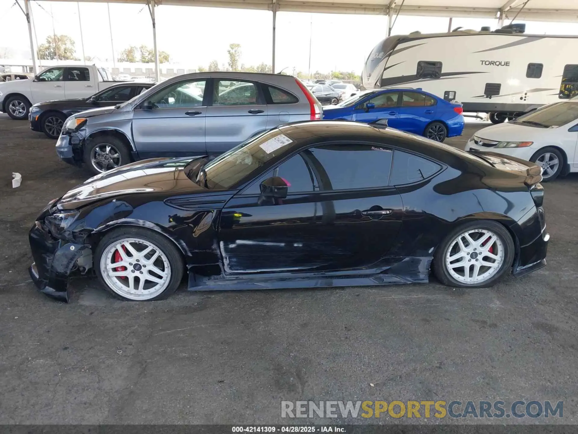 14 Photograph of a damaged car JF1ZNAE15K9702903 TOYOTA 86 2019