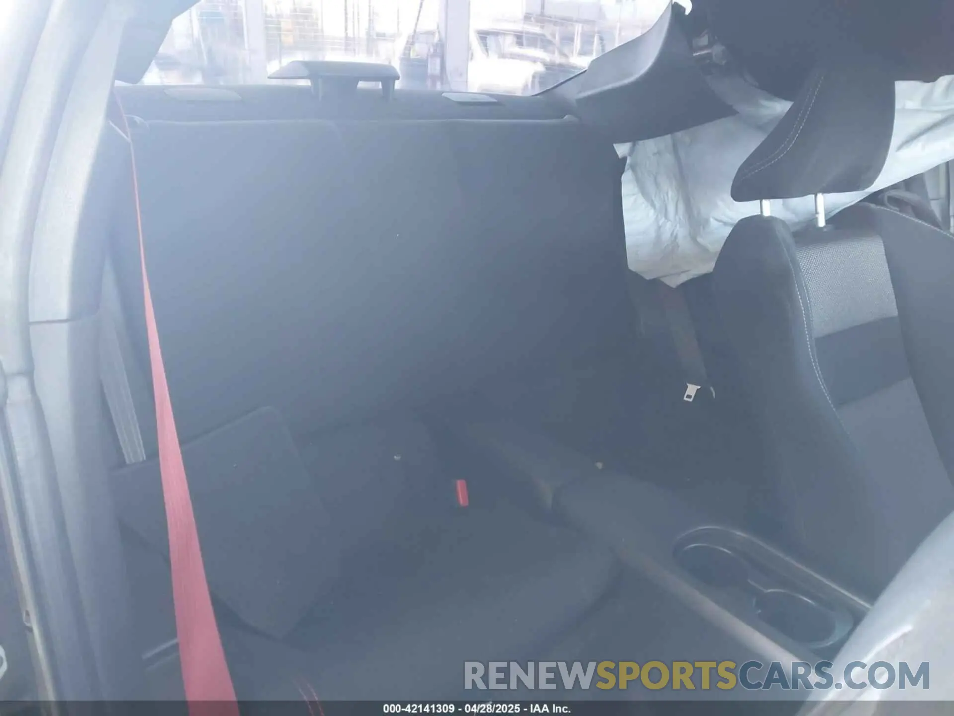 8 Photograph of a damaged car JF1ZNAE15K9702903 TOYOTA 86 2019