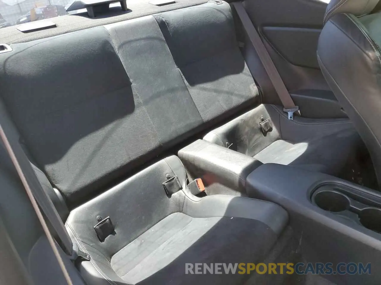 10 Photograph of a damaged car JF1ZNAE16K8700521 TOYOTA 86 2019