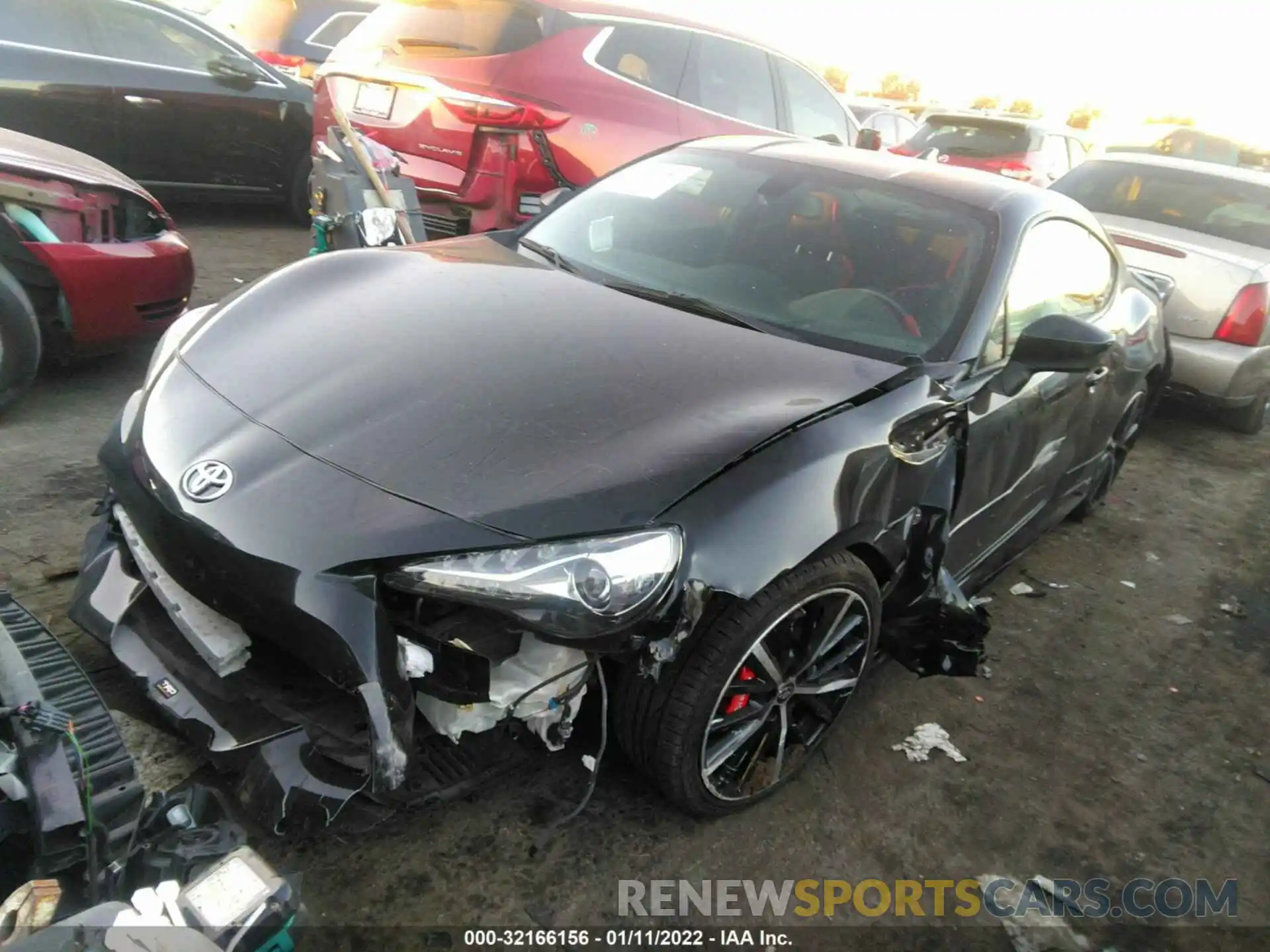 2 Photograph of a damaged car JF1ZNAE16K9702053 TOYOTA 86 2019