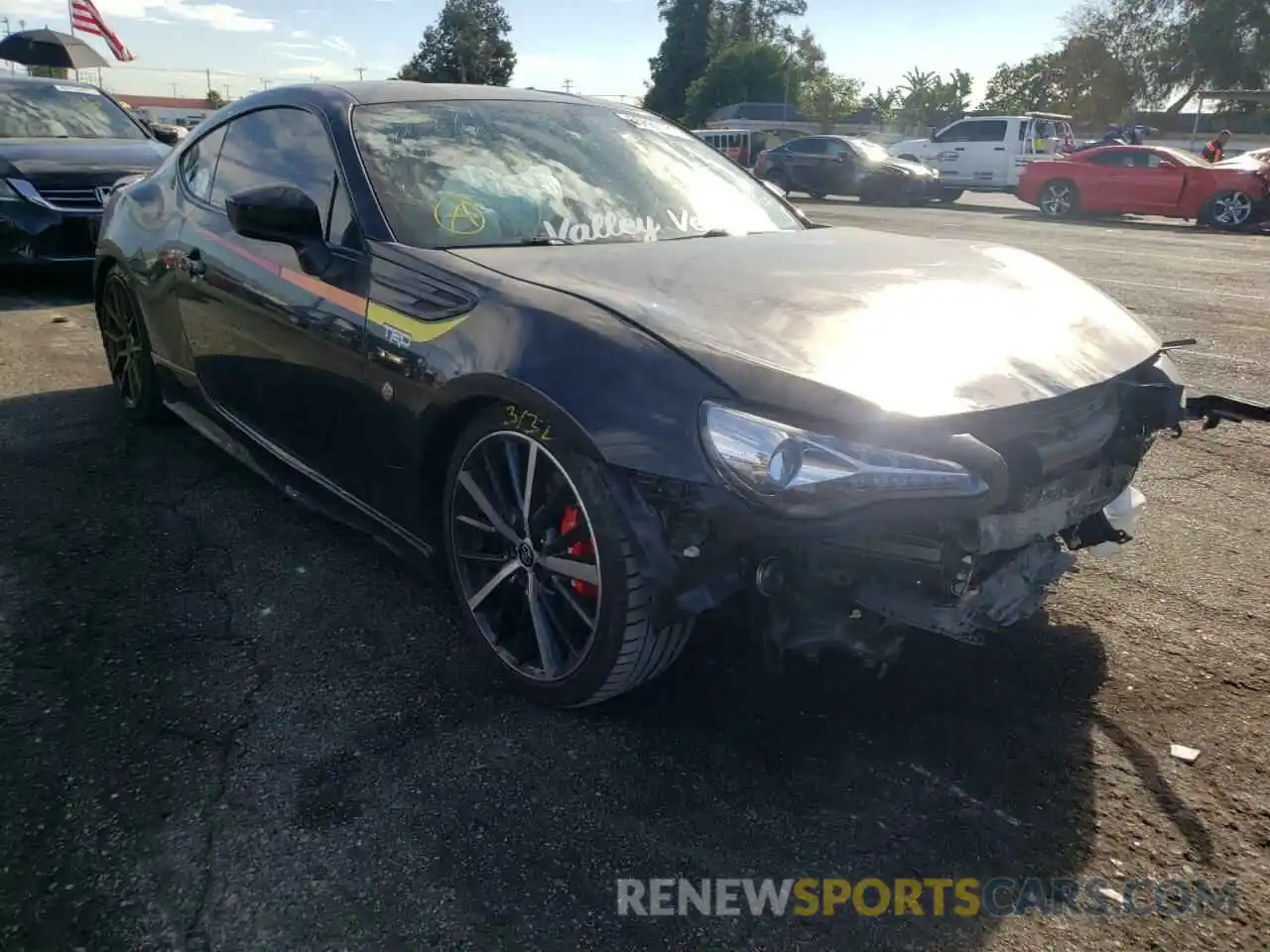 1 Photograph of a damaged car JF1ZNAE17K9702899 TOYOTA 86 2019