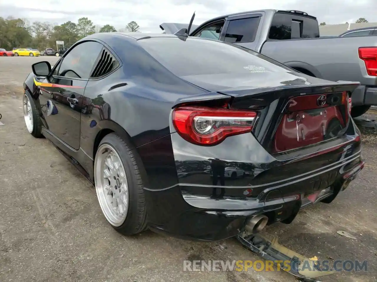 3 Photograph of a damaged car JF1ZNAE1XK9702203 TOYOTA 86 2019